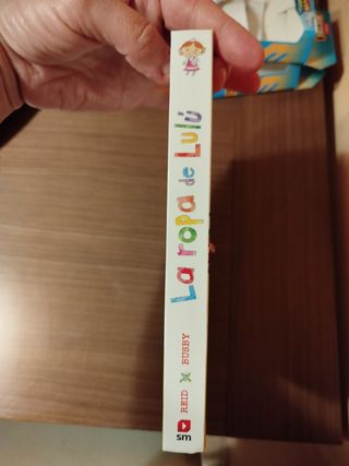 La ropa de Lulú (Spanish Edition)