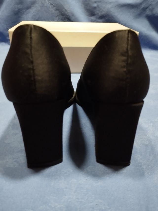 Scarpe con tacco n.37