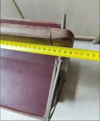 Antiguo mueble auxiliar.