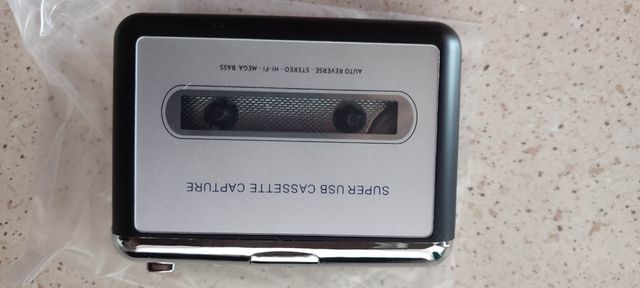 Cassette lo pasa a PC y conecta a USB