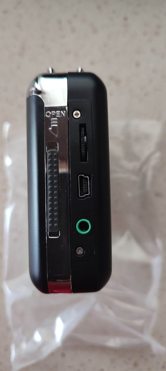 Cassette lo pasa a PC y conecta a USB