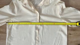 Camisa mujer beige dibujo cadenas