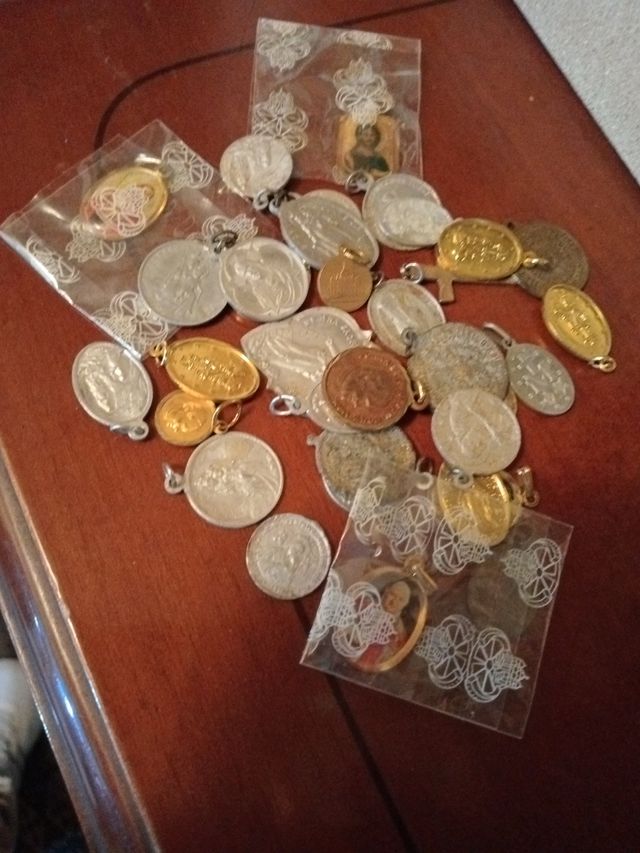 Lote Colgante antiguos católicos.