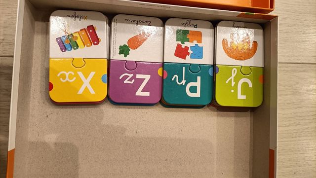 27 Puzzles juego abecedario Diset