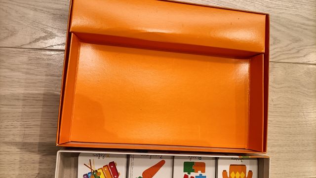 27 Puzzles juego abecedario Diset