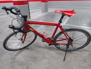 Bicicleta de carretera / trekking 