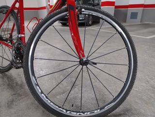 Bicicleta de carretera / trekking 
