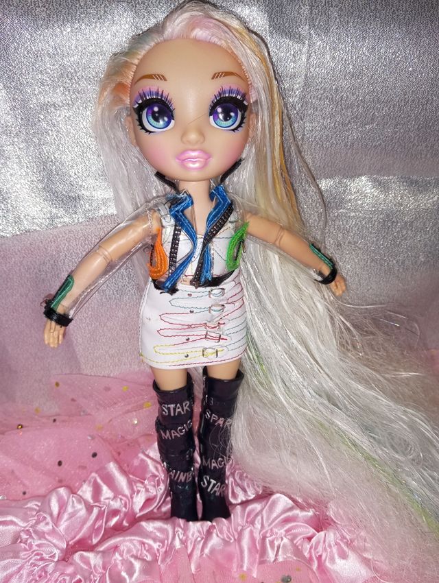 Rainbow High Amaya