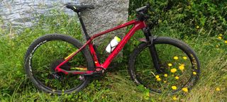 Bici carbono talla M XC900