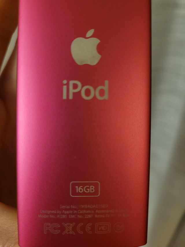 iPod nano 16GB con altavoz