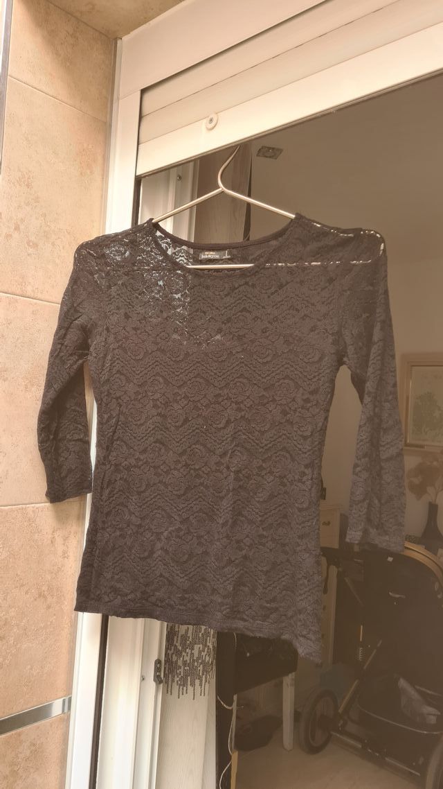 Jersey encaje transparente manga 3/4 negro