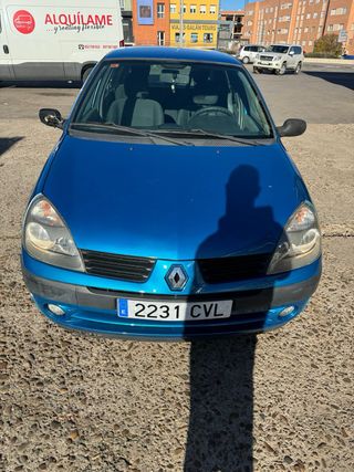 Renault Clio 2004