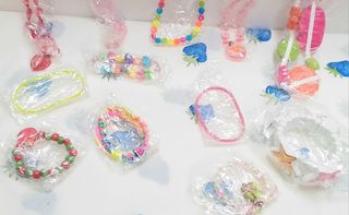 PULSERA Y COLLAR NIÑAS 22CM CADA UNO € 