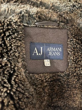 Abrigo de Armani