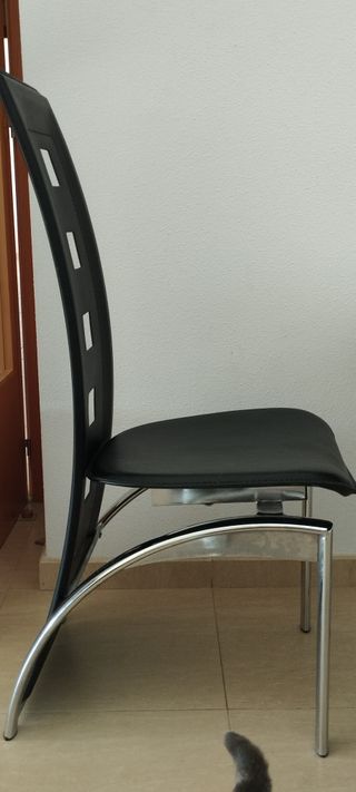 SILLA DE COMEDOR