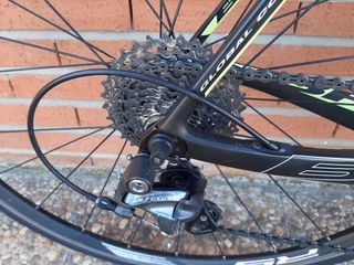 Bicicleta BH G6 Pro carretera carbono aero