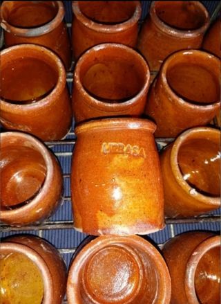 REBAJADO Antiguos tarros de barro