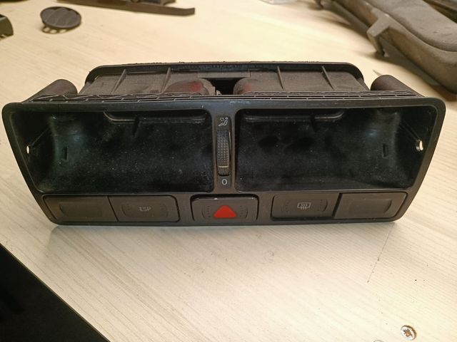 Aireadores y consola salpicadero golf 4