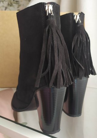 Botines de piel