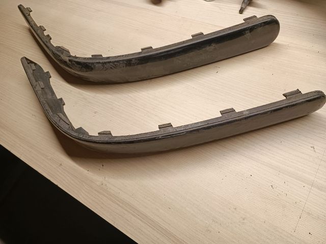 Embellecedores defensa trasera golf 4