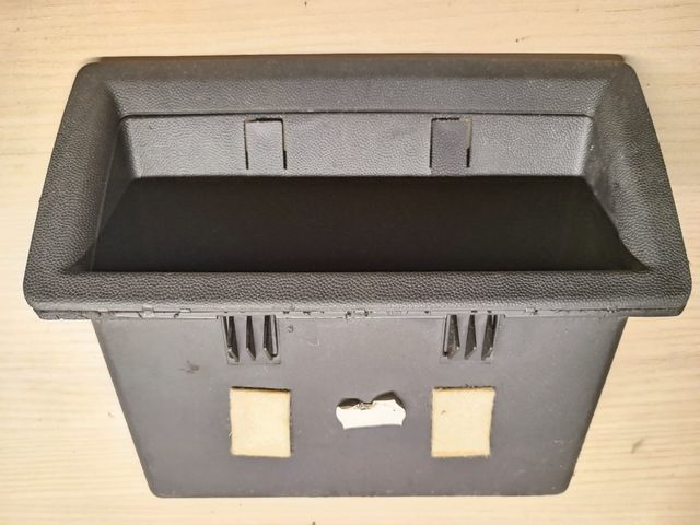 Guantera Opel corsa c