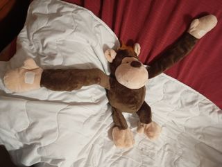 Muñeco peluche mono