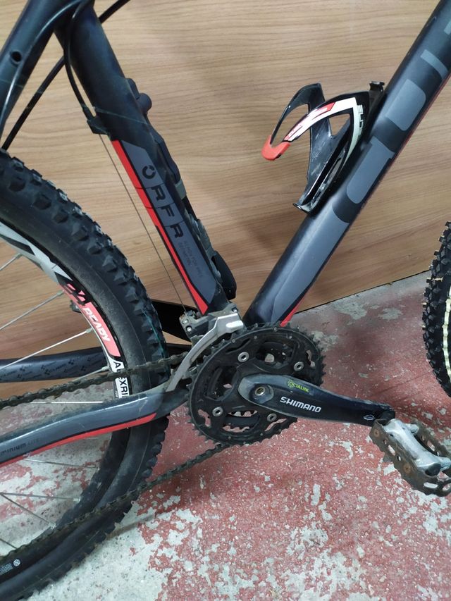 Bicicleta Cube Attention + Horquilla Fox