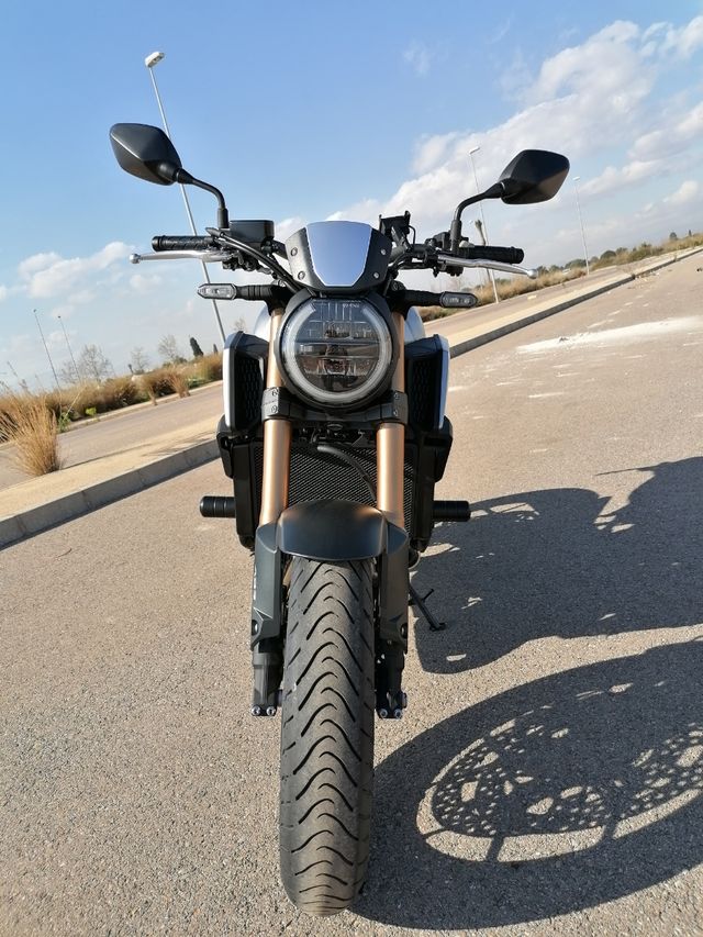 Honda CB 650 R