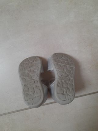 Sandaletto argento bimba Chicco taglia 19