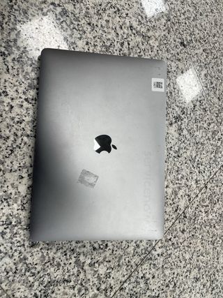 MacBook Pro 13” 2018 i7 16gb 512gb ssd