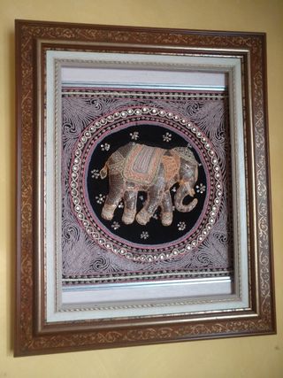 Cuadro de buda elefante pedrería e hilo