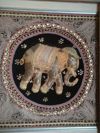 Cuadro de buda elefante pedrería e hilo