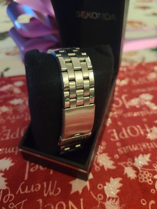 Reloj de la marca Sekonda 30 euros