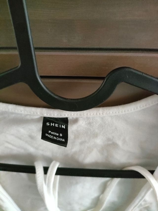 Chaquetilla blanca de Shein
