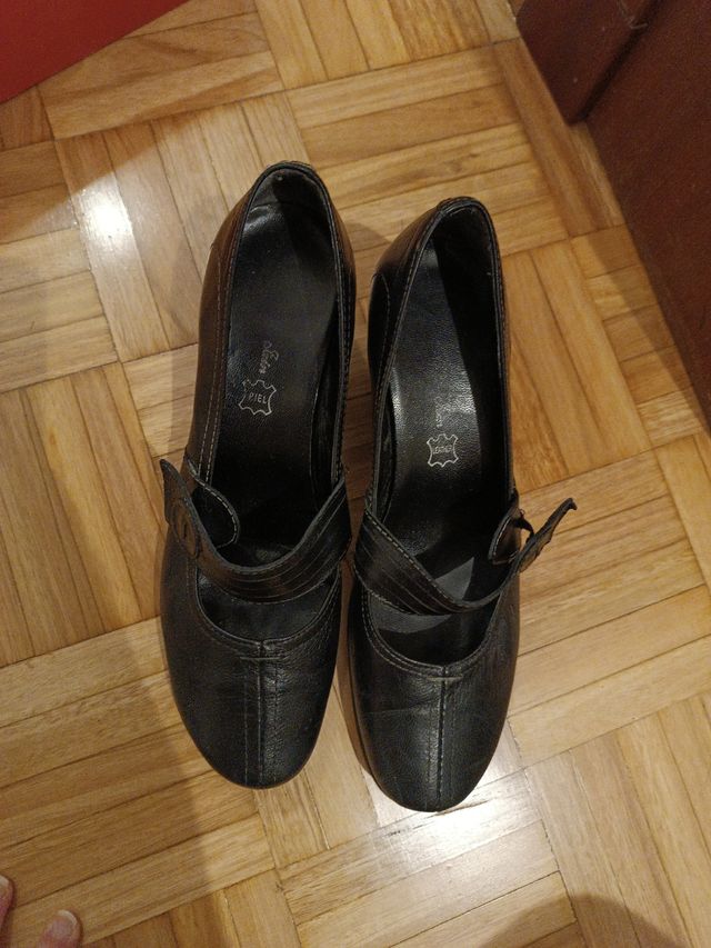 Zapatos de piel tacón