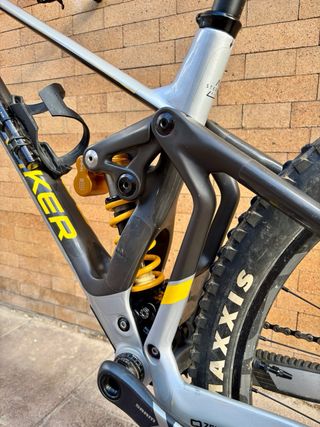 Mondraker superfoxy carbon rr 2024