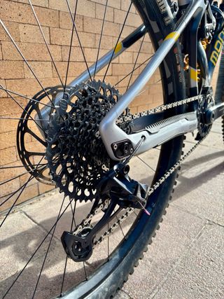 Mondraker superfoxy carbon rr 2024