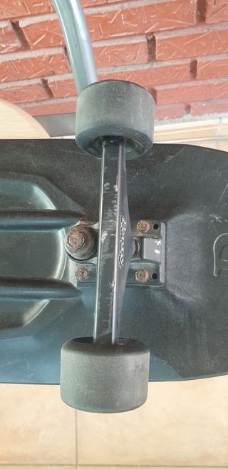 Patineta PENNY Blackout 29" surfkate