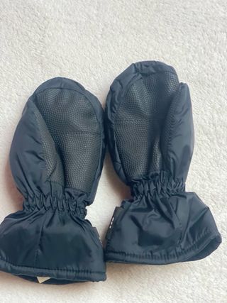 Manoplas nieve niño