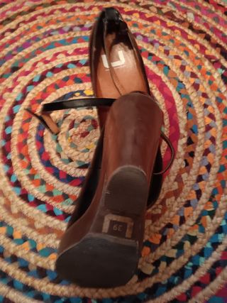 Zapatos adolfo Domínguez 39