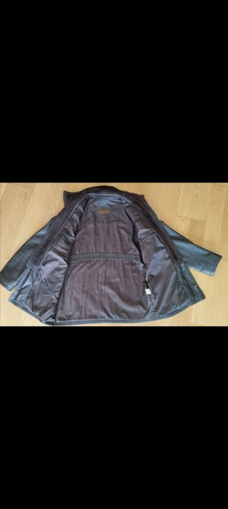 Abrigo cuero dos capas talla M 