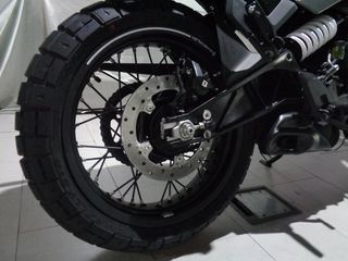 Husqvarna Svartpilen 125 2025