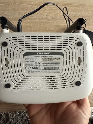 Router TP Link WR841N