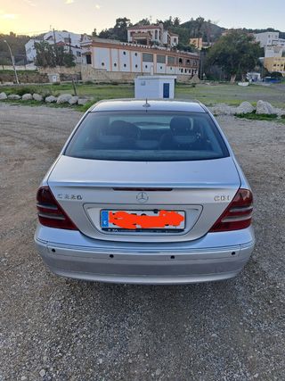 Mercedes-Benz Clase C 2003