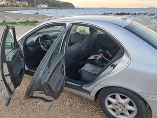 Mercedes-Benz Clase C 2003