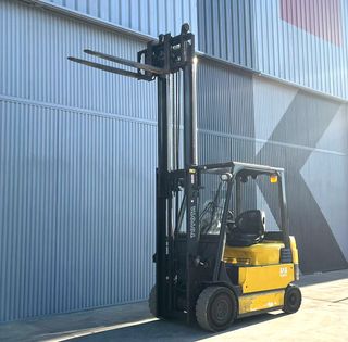 CARRETILLA ELEVADORA ELECTRICA BATERIA 2500KG