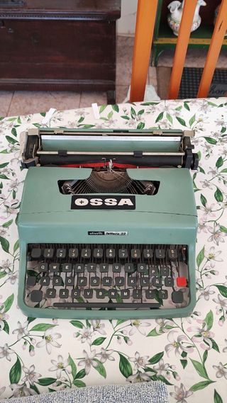 Maquina escribir Gucci Olivetti Lettera