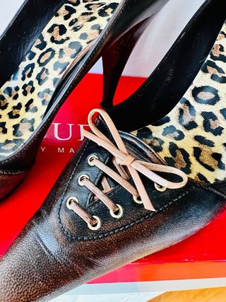 Scarpa con tacco Guess