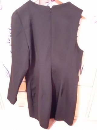 Vestido negro asimétrico 