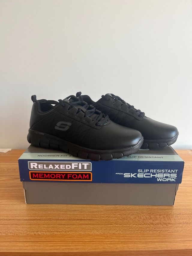 Zapatillas skechers trabajar T. 38
